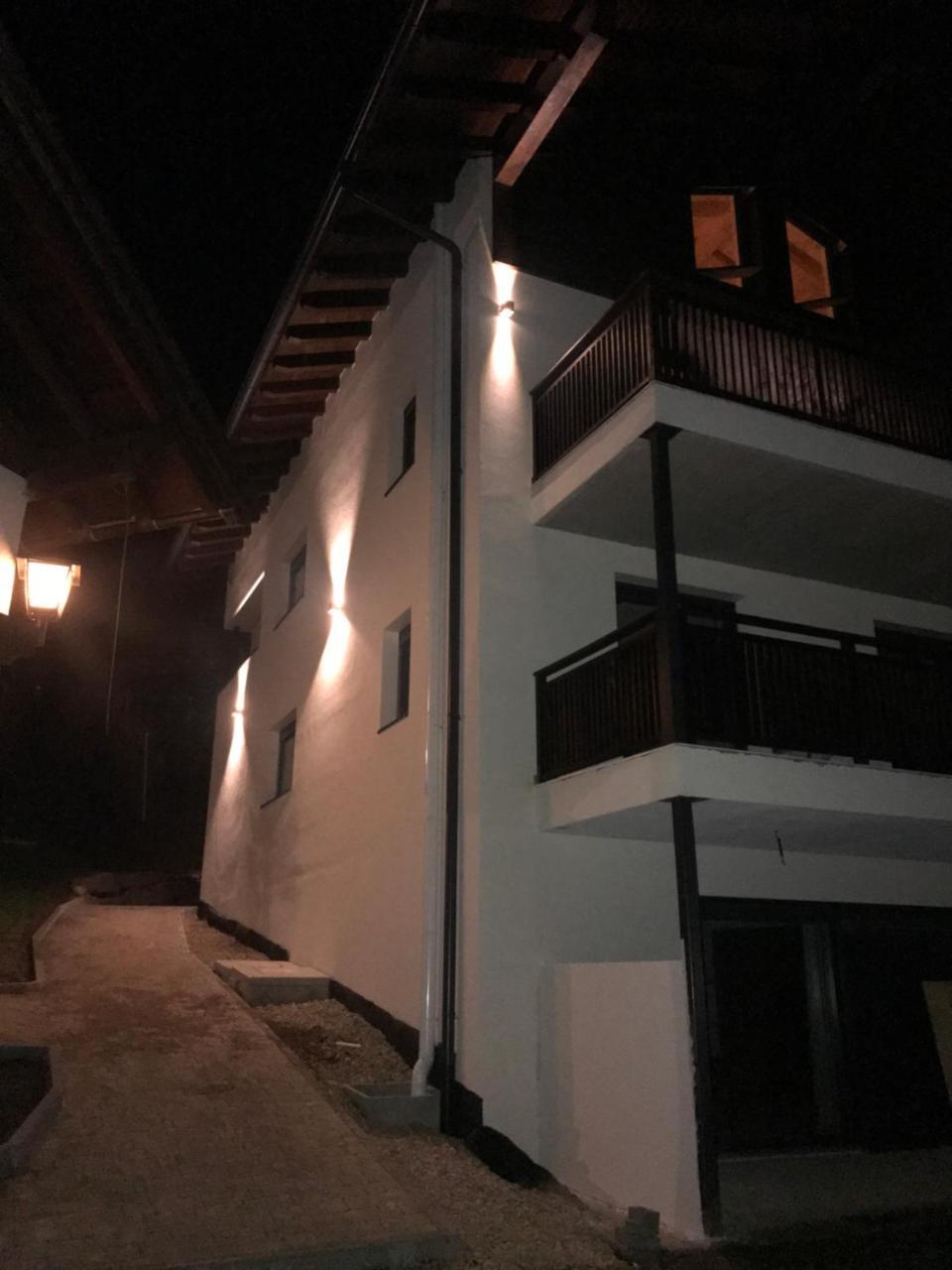 Antonya Apartments Schenna Exterior foto